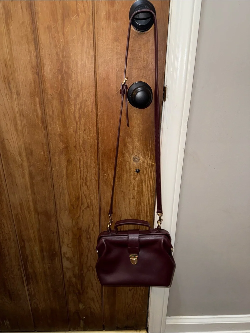 EUC LINJER The Doctor's Bag Burgundy Leather used three times! Includes dust bag